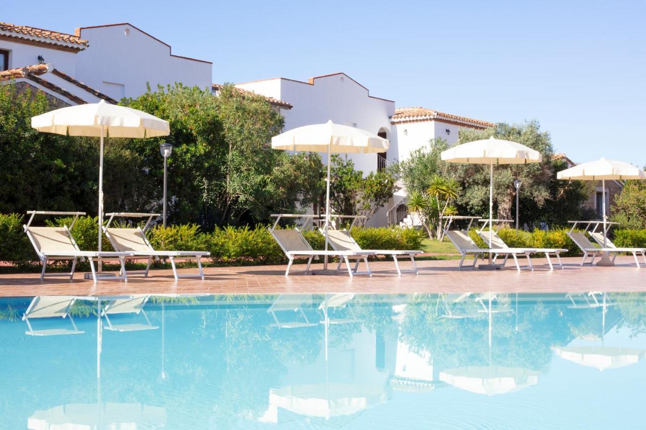 Marina Torre Navarrese Resort Santa Maria Navarrese Bagian luar foto