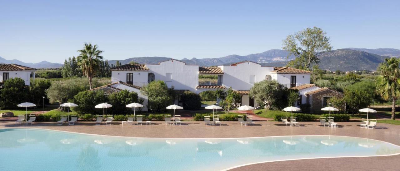 Marina Torre Navarrese Resort Santa Maria Navarrese Bagian luar foto