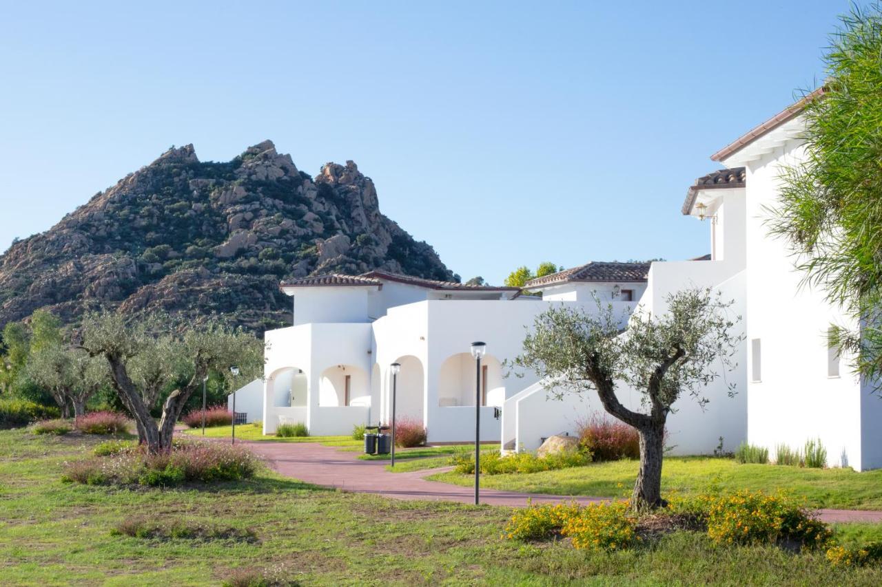 Marina Torre Navarrese Resort Santa Maria Navarrese Bagian luar foto